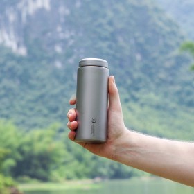 Titanska boca 400 ml s ravnim čepom
