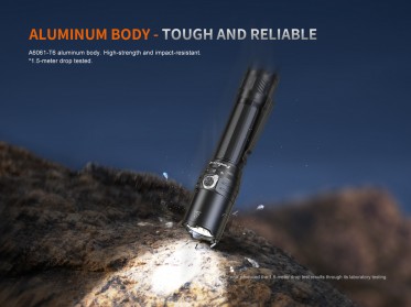 Punjiva LED svjetiljka Fenix TK15R