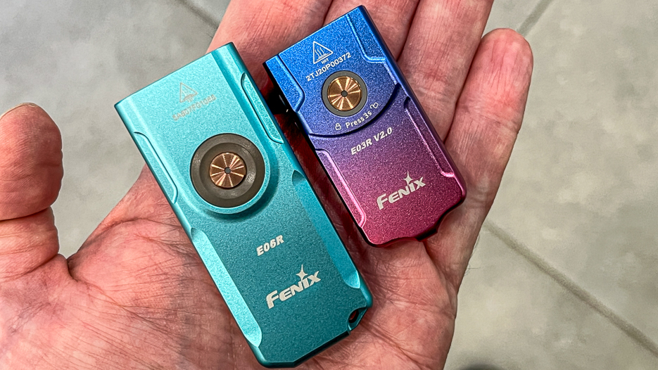 Novost Fenix E06R i manja provjerena Fenix E03R V2.0
